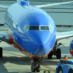 airplane-422275_1280